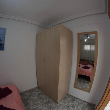 Cozy Apartment Just 8 Min Walk From The Beach! Бенідорм Екстер'єр фото