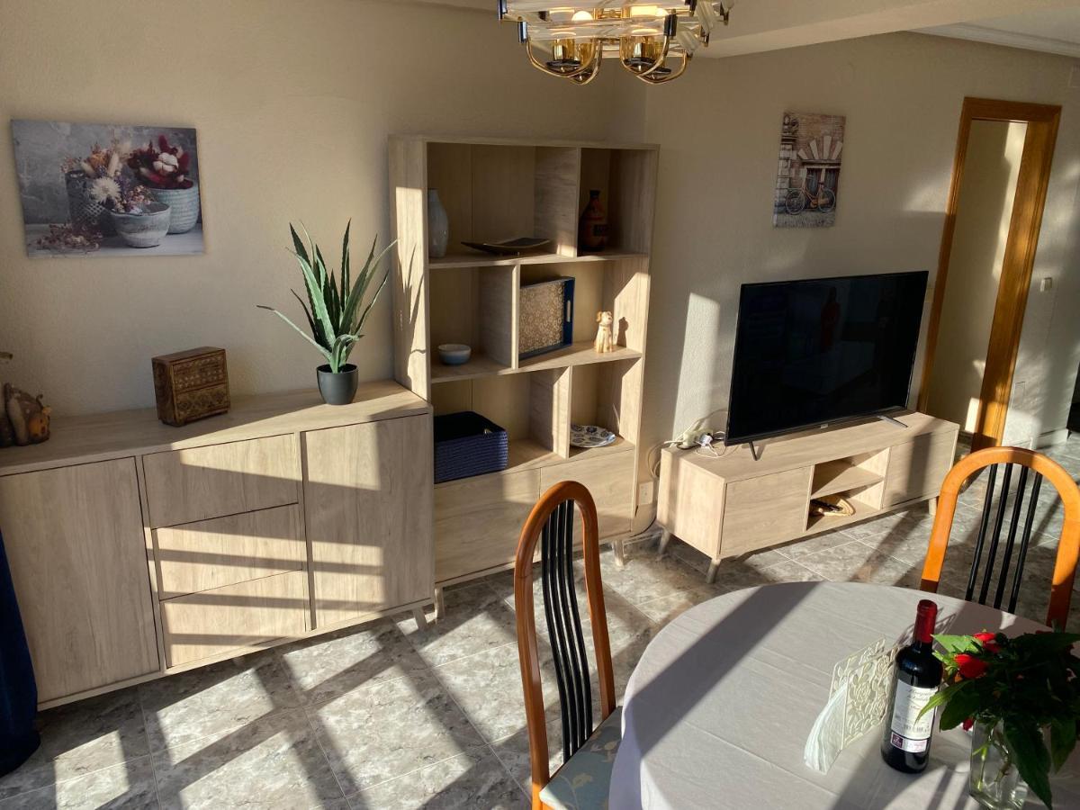 Cozy Apartment Just 8 Min Walk From The Beach! Бенідорм Екстер'єр фото