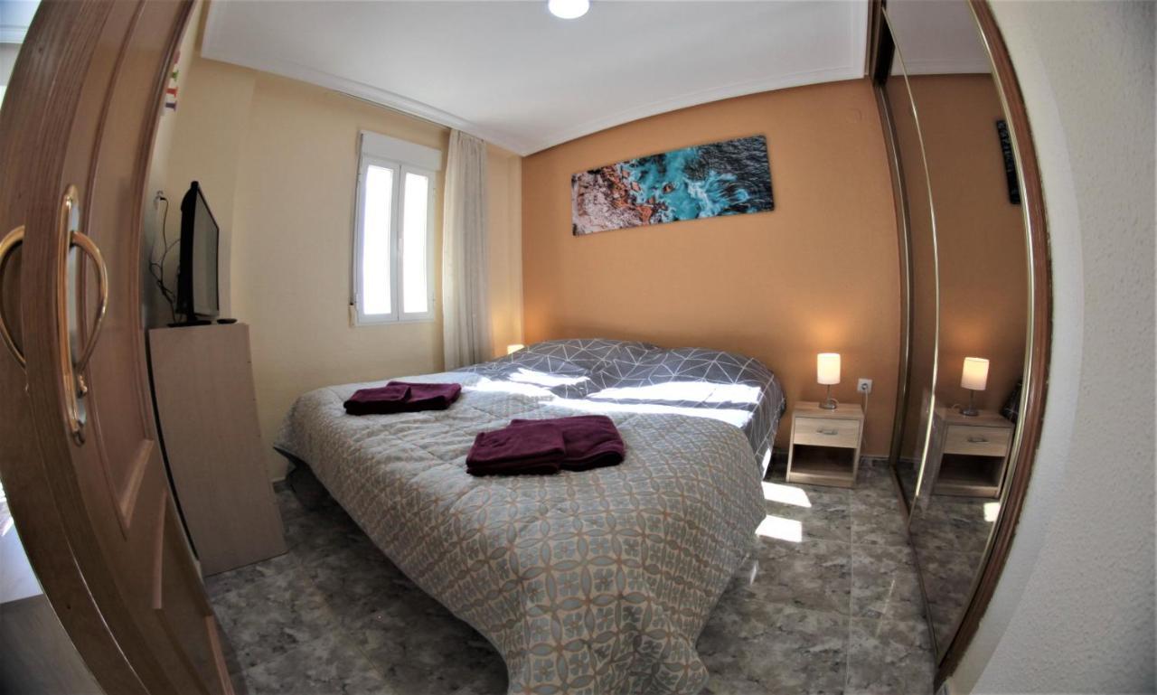 Cozy Apartment Just 8 Min Walk From The Beach! Бенідорм Екстер'єр фото