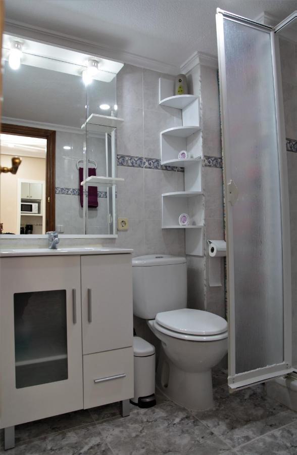 Cozy Apartment Just 8 Min Walk From The Beach! Бенідорм Екстер'єр фото